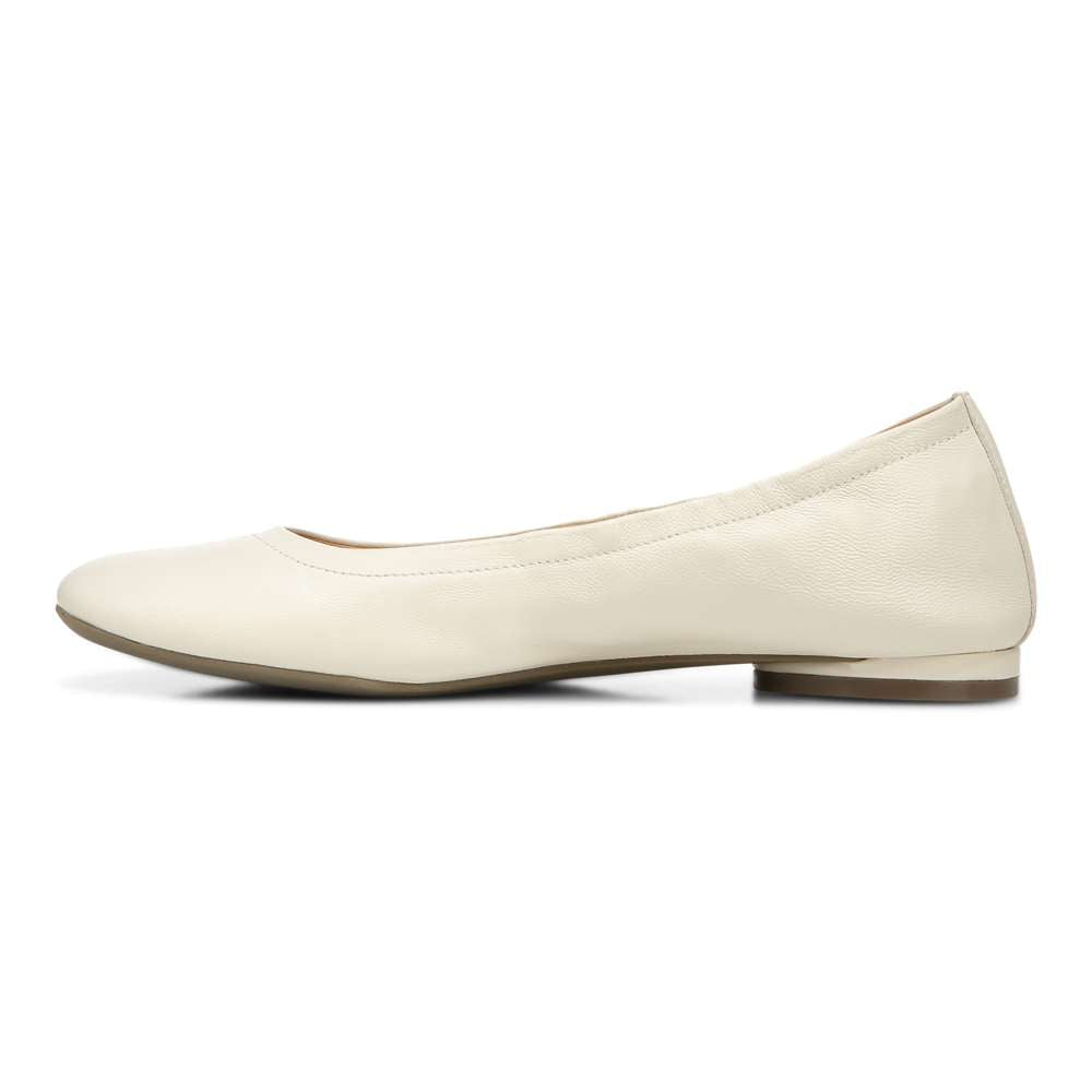 Alexa Flat - Cream - Image 3